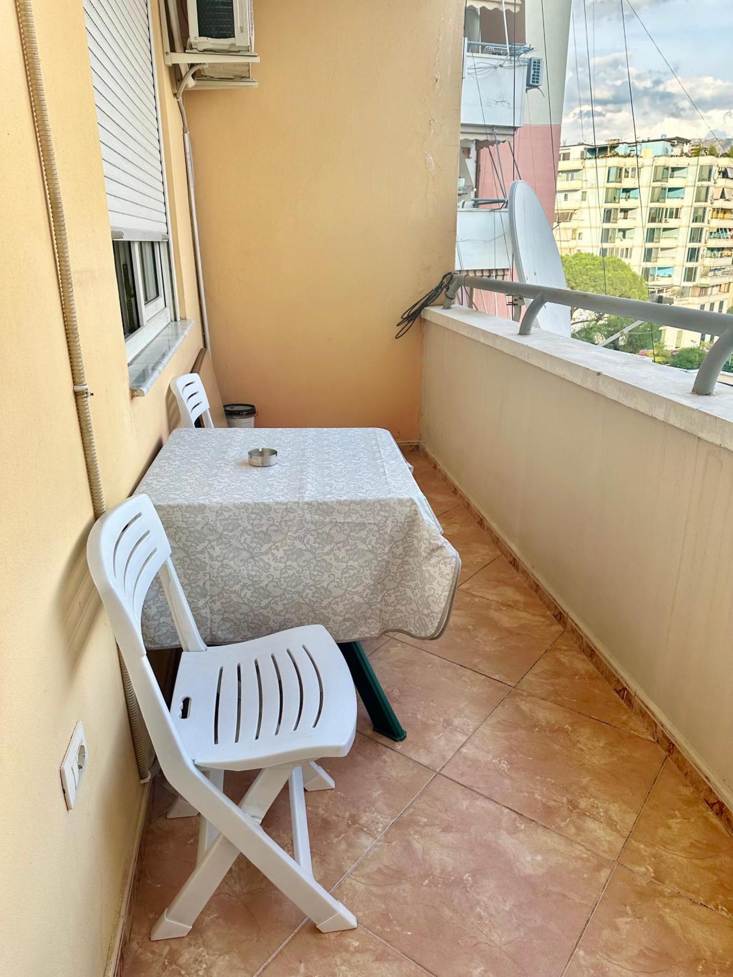 Kk Apartment Air Albania-Centrally Located Tirana Eksteriør billede